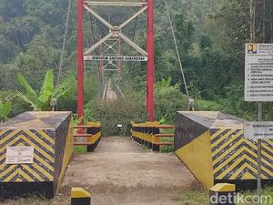 Penampakan Jembatan Gantung Rp 5 M yang Ditutup Kepala Desa di Ciamis