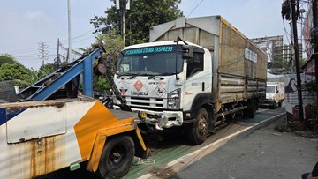 6 Fakta Ngeri Truk Seruduk Motor hingga Jatuh Korban Jiwa di Bekasi