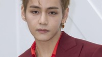 Kim Taehyung Effect! Sumbang Exposure CELINE Rp 69 M Meski Absen di Paris