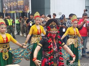 Menyingkap Rahasia Karakter Panji dan Kelana dalam Topeng Cirebon