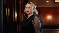 Ria Resty Fauzy Rayakan 40 Tahun Berkarya Lewat Konser-Rilis Lagu Baru
