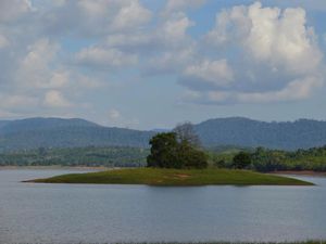Sejarah Waduk Riam Kanan, Wisata yang Digagas Gubernur Pertama Kalimantan