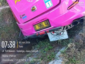 Identitas 4 Korban dalam Laka Bus Masuk Parit di Tol Semarang