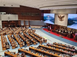 DPR Gelar Rapat Paripurna Hari Ini, 293 Anggota Hadir Langsung