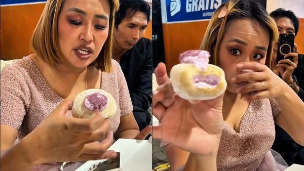 Heboh! Pinkan Mambo Review Jajanan Sebelum Resepsi Pernikahan di Mall