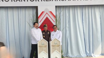Jaksa Agung dan Pramono Resmikan Kejari Jakut, Dibangun dari Hibah DKI Rp 100 M