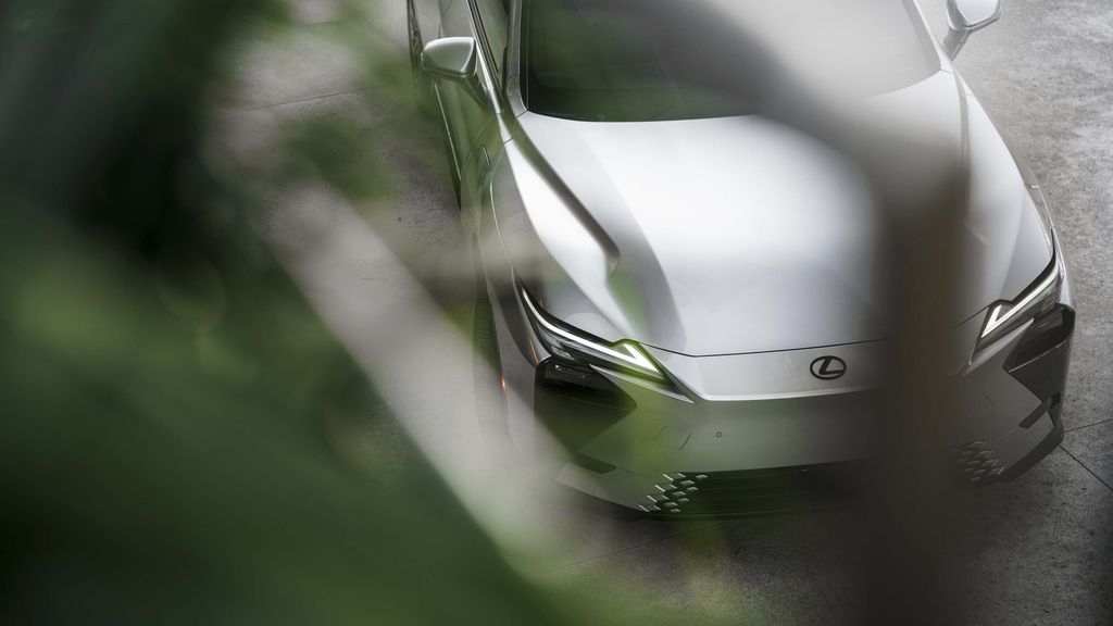Lexus