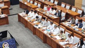 Menag Ungkap 18.000 Guru Honorer Madrasah Bakal Diprioritaskan Diangkat ASN