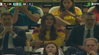 Ekspresi Marah Suporter Cantik Jadi Viral, Ternyata Anak Legenda Piala Dunia