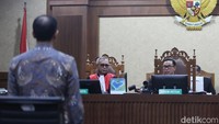 Hakim Sebut Google Pihak yang Diuntungkan di Proyek Chromebook Nadiem