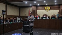 Hakim: Negara Rugi Rp 1,5 T Akibat Perbuatan Nadiem Makarim