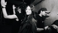 Capek Debat? Jogetin Aja Bareng Nicole Robertson di Dance Tonight