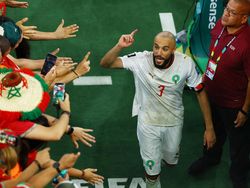 Ingin Jadi Hafiz Quran, Mazraoui Akan Pensiun Usai Bela Maroko di Piala Dunia