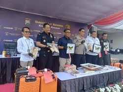 Penyelundupan 53 Gading Gajah Titip ke Jemaah Umrah Dibongkar Polda Jatim