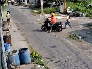 Polisi Buru Pria Jaket Ojol Rampas HP Bocah Pasuruan Modus Tanya Alamat