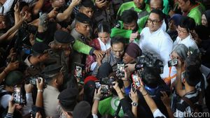 Reaksi Emosional Pendukung Warnai Sidang Putusan Nadiem Makarim