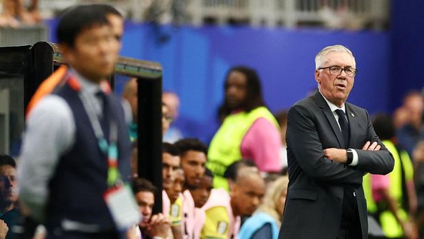 Soccer Football - FIFA World Cup 2026 - Round of 32 - Brazil v Japan - Houston Stadium, Houston, Texas, U.S. - June 29, 2026 Brazil coach Carlo Ancelotti looks dejected after Japan's Kaishu Sano scores their first goal REUTERS/Phil Noble