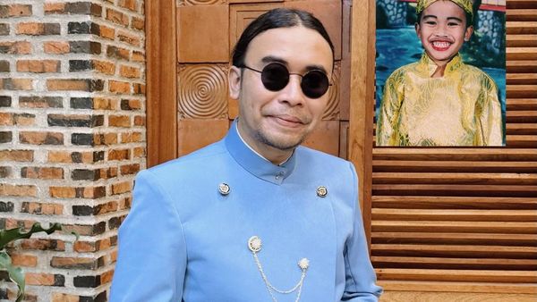 Whisnu Santika Berhenti Minum Alkohol Usai Mimpi Ketemu Gus Dur