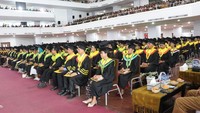 Undana Kupang Wisuda 1.421 Mahasiswa, Gubernur NTT Soroti Penggunaan AI