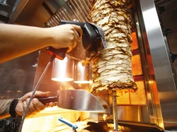 Wow! Doner Kebab Terpilih Jadi Makanan Paling Romantis di Inggris