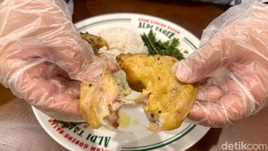 Ayam Goreng Basah Aldi Taher Lagi Viral, Rasanya Beneran Seenak Itu?