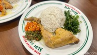 Review Ayam Goreng Basah Aldi Taher, Enak atau Cuma Modal Viral?