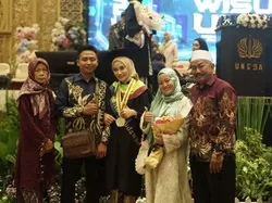 Fatimatuz Lulus S2 Unesa dengan IPK 4, Ciptakan Inovasi Pembelajaran IPA Berbasis AR