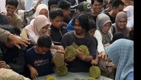 Pemkab Enrekang Kembalikan Uang Tiket Warga Usai Ricuh Festival Durian