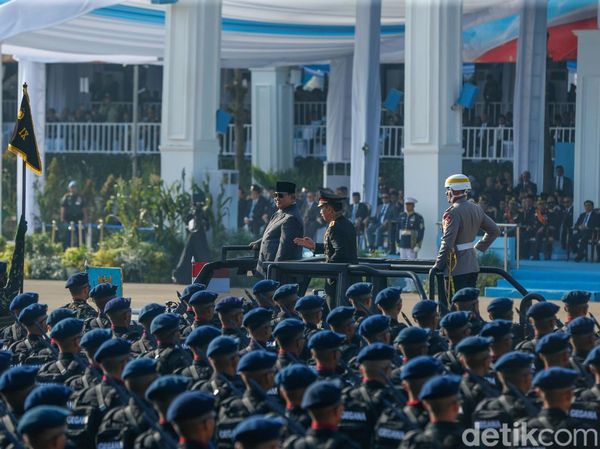 Prabowo Hadiri Hari Bhayangkara ke-80
