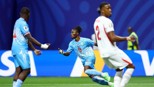 Soccer Football - FIFA World Cup 2026 - Round of 32 - England v DR Congo - Atlanta Stadium, Atlanta, Georgia, U.S. - July 1, 2026 DR Congo's Brian Cipenga celebrates scoring their first goal REUTERS/Claudia Greco