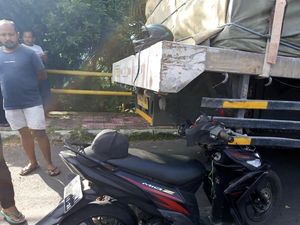 Pensiunan Polri Tewas Tabrak Truk Parkir di Jembatan Kaliunda Klungkung