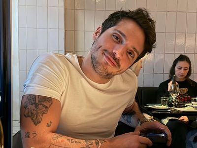 8 Foto Mathis Molinie, Chef Prancis Ganteng Digosipkan Jadi Pacar Baru Raisa