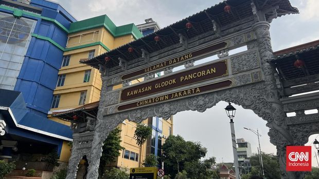 Menyusuri Glodok, Membaca Jejak Jakarta dari Satu Gang ke Gang Lain Menyusuri Glodok, Membaca Jejak Jakarta dari Satu Gang ke Gang Lain