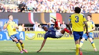Andai Saja Tendangan Saltomu Gol, Olise