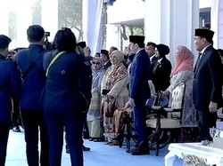 Momen Prabowo dan Jokowi Saling Hormat di Peringatan Hari Bhayangkara Ke-80