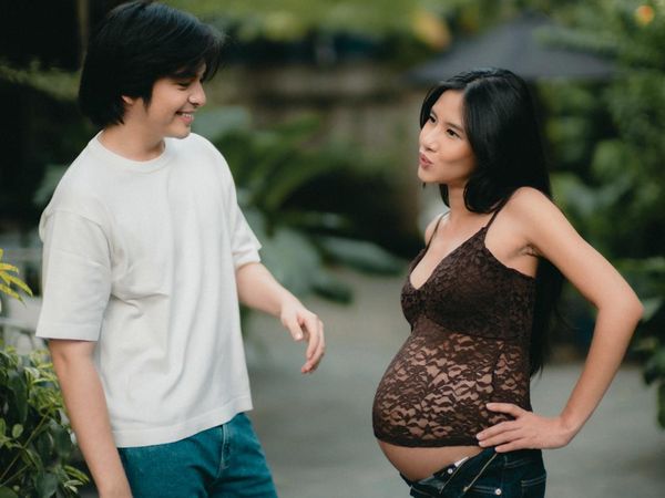 Shenina Cinnamon Pamer Baby Bump yang Makin Besar, Seksi Pakai Tank Top Lace