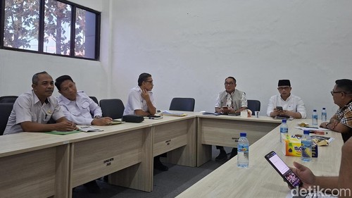 DPRD Minta Kadis PU-Kontraktor Tuntaskan Jalan Lenangguar-Lunyuk Pekan Ini