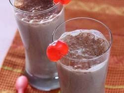 Resep Anak: Banana Split Shake