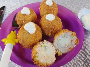 Resep Anak: Cheesy Chicken Balls