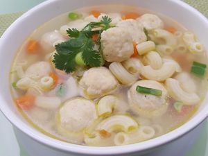 Resep Anak : Sup Bola Ayam Makaroni