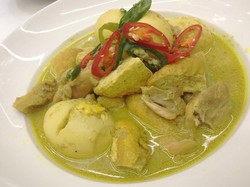 Resep Ayam: Gulai Ayam dan Telur