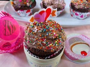 Resep Cake: Chocolate Love Cupcake