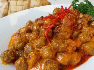 Resep Daging: Sambal Goreng Bola Daging