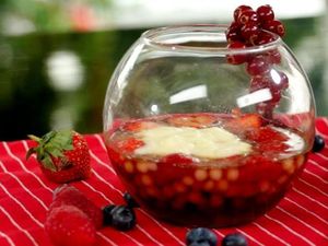 Resep Dessert: Balsamic Strawberry and Light Vanila Mascarpone