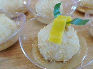Resep Dessert: Bola Ketan Kacang Saus Nangka