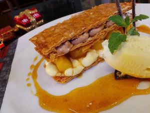 Resep Dessert: Mille Feuille De Pommes Caramelisses