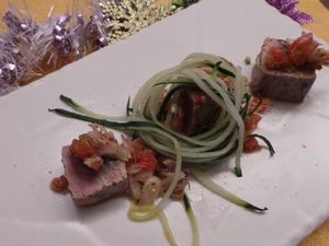 Resep Ikan: Tuna Saku dan Sambal Matah