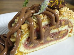 Resep Kue: Chocolate Peanut Butter Cake