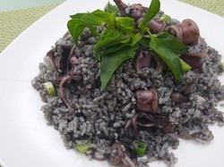 Resep Nasi: Nasi Goreng Cumi Hitam