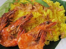 Resep Nasi: Nasi Kuning Sambal Udang